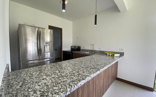 Casas en venta, ubicadas en Desamparados, Alajuela.