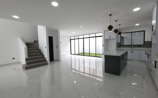 Hermosa casa en venta, ubicada en Concepción, Tres Ríos.